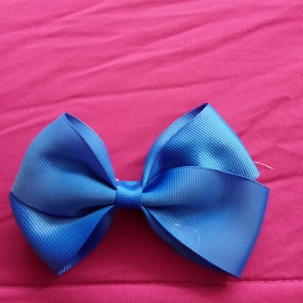Vibrant Blue Hair Bow ( Box Home )